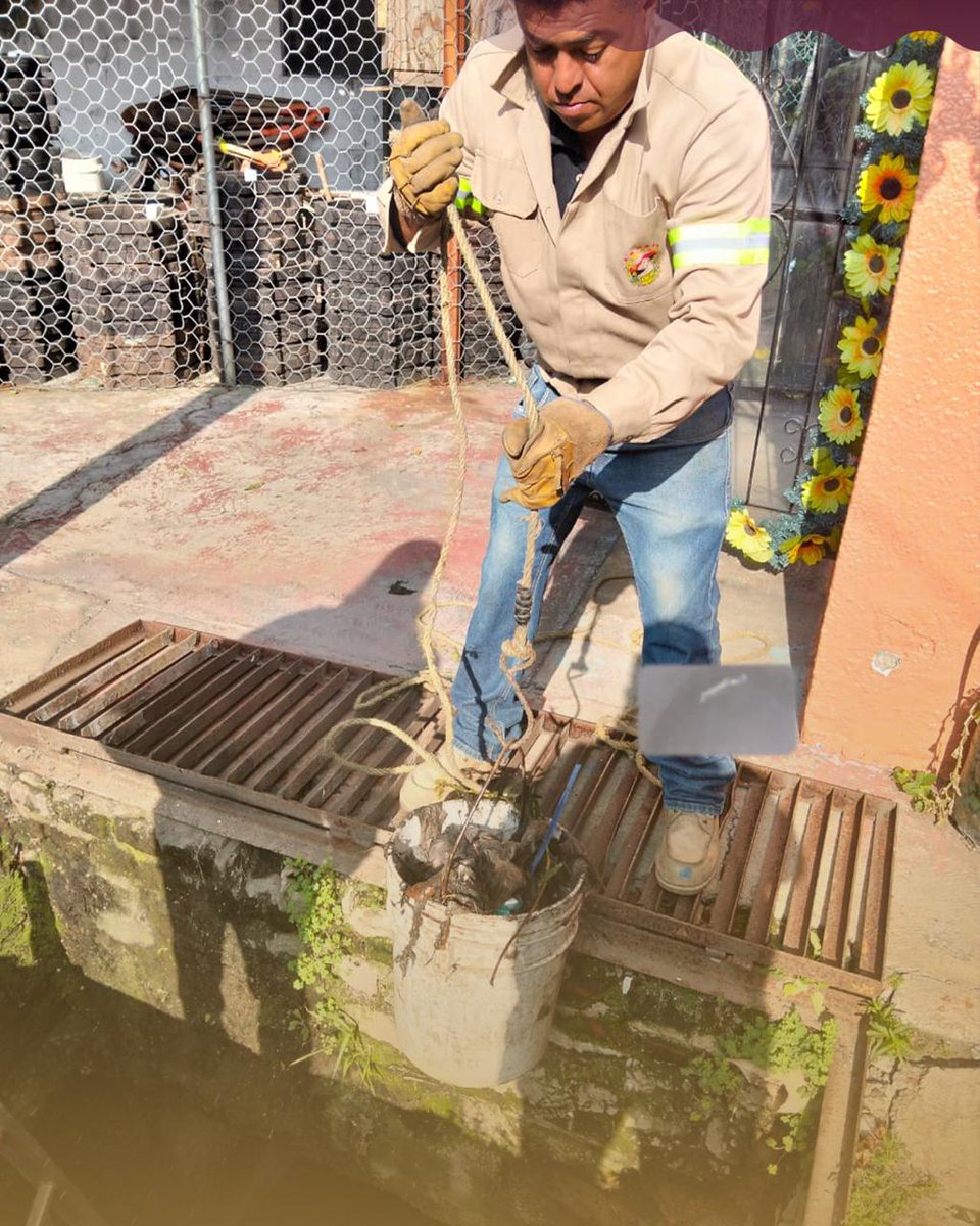 ✅ Los cárcamos reciben y bombean el #agua pluvial o residual hacia ríos, presas o plantas de tratamiento, evitando encharcamientos e inundaciones.

Con #CompromisoQueFluye realizamos la limpieza de rejillas en los cárcamos Pirules 2 y Guerrero.
