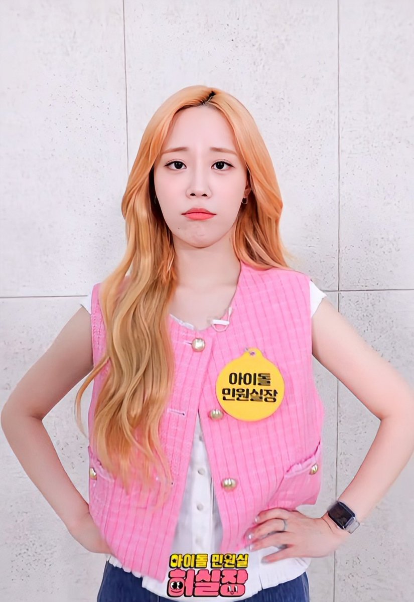 ultrahawk4's tweet image. おはよんじー☀😃‼️
【２年前】2 years ago
&apos; 아이돌 민원실 허실장 &apos; 
  #STOPchallenge ✋🏻
#HurYoungJi #허영지
#YOUNGJI #영지 🩷
#KARA #카라
#STAYC #스테이씨
#BUBBLE 🫧
▶️youtube.com/shorts/2nDvXUc…