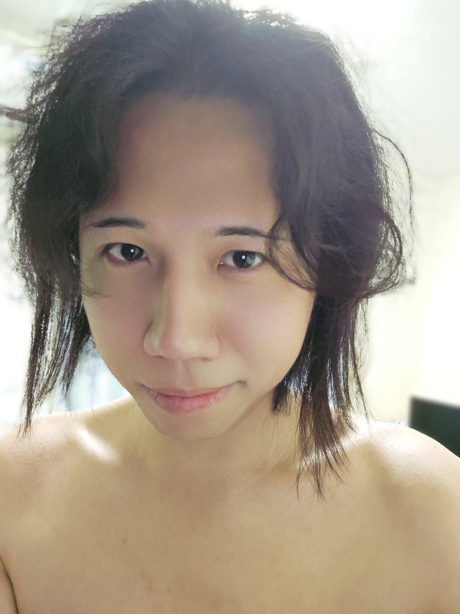 shaoxiancao_'s tweet photo. #着ぐるみと中身2025 
大家都喜欢看反差嘛😁 https://t.co/8PpwiVu9EO