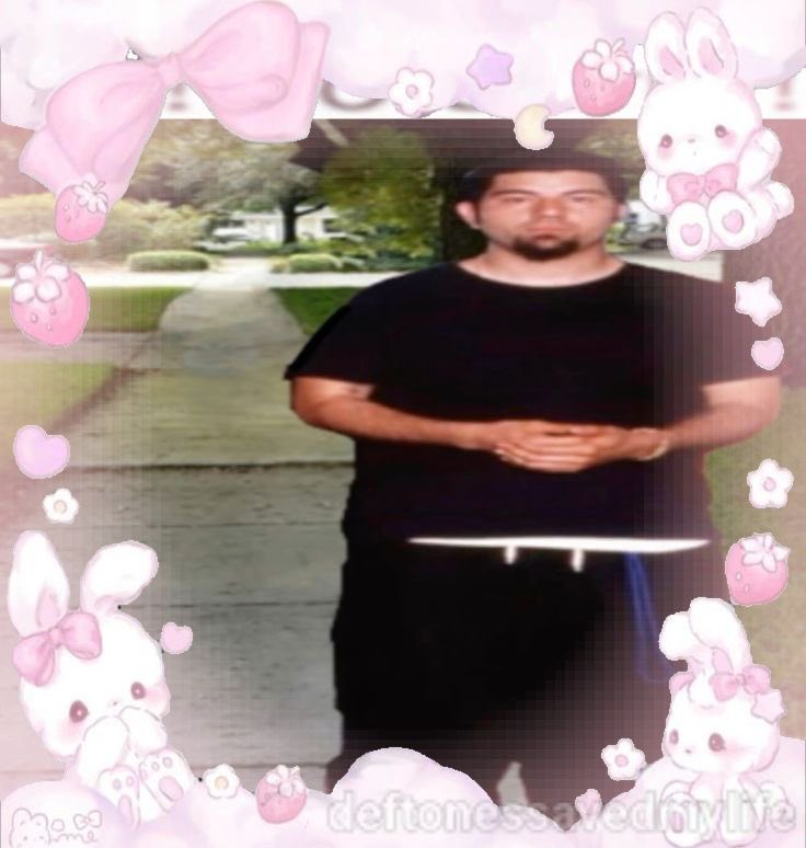 shexead's tweet photo. I wrote a review of the new Deftones album ‘private music’, out this Friday 🙂🌸💕🎀🩷 https://t.co/IcObymUGLG https://t.co/8Um3ukwaew