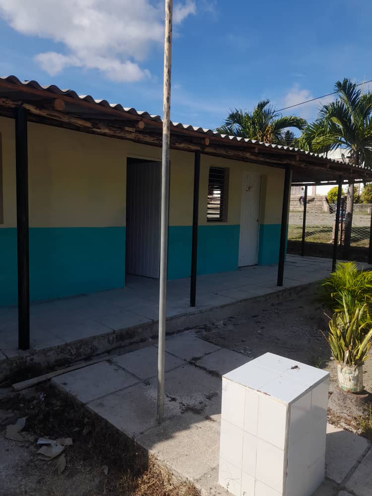 🔵🔴⚪️ | #Proved no se detiene.
La Escuela Primaria "Alfredo López" en Sagua de Tánamo se transforma gracias a nuestro trabajo.
Este #1DeSeptiembre, recibiremos el nuevo curso con una escuela más segura y embellecida.
Nos enorgullece aportar al desarrollo educativo #Holguín.