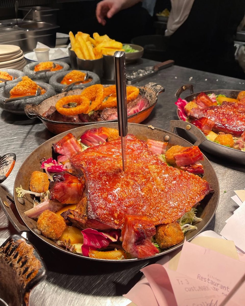 Daffodil Mulligan tweet media