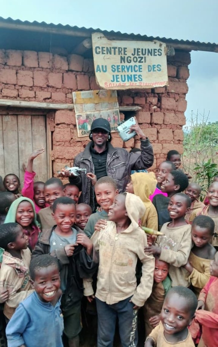 Centre jeune NGOZI au service de la jeunesse 😓
<a href="/yigenga/">Umuhinga yigenga</a> <a href="/GregLeGrecq/">Greg Le Grec</a>