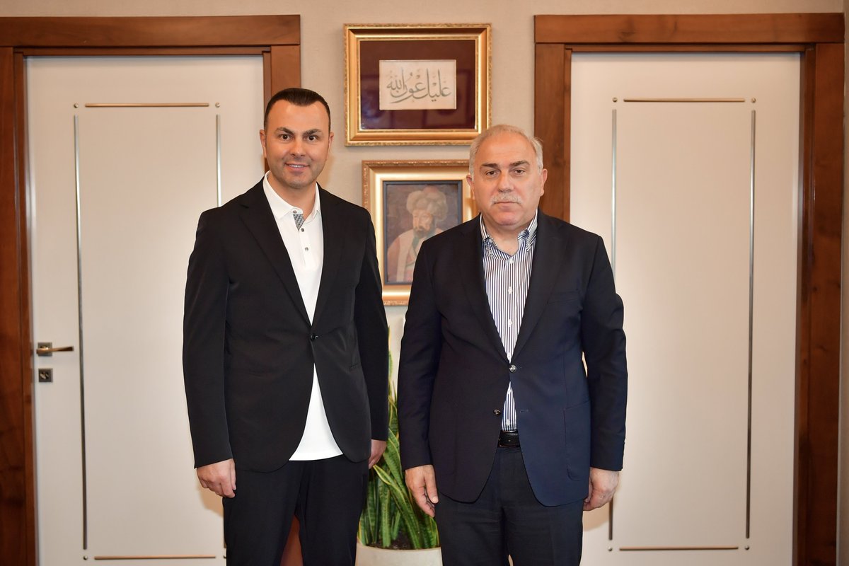 AK Parti MKYK Üyemiz, İstanbul Milletvekilimiz Sn. Seyithan İzsiz’i misafir ettik.

Nazik ziyaretleri için kendilerine teşekkür ediyorum.

<a href="/Seyithanizsiz/">Seyithan İzsiz</a>