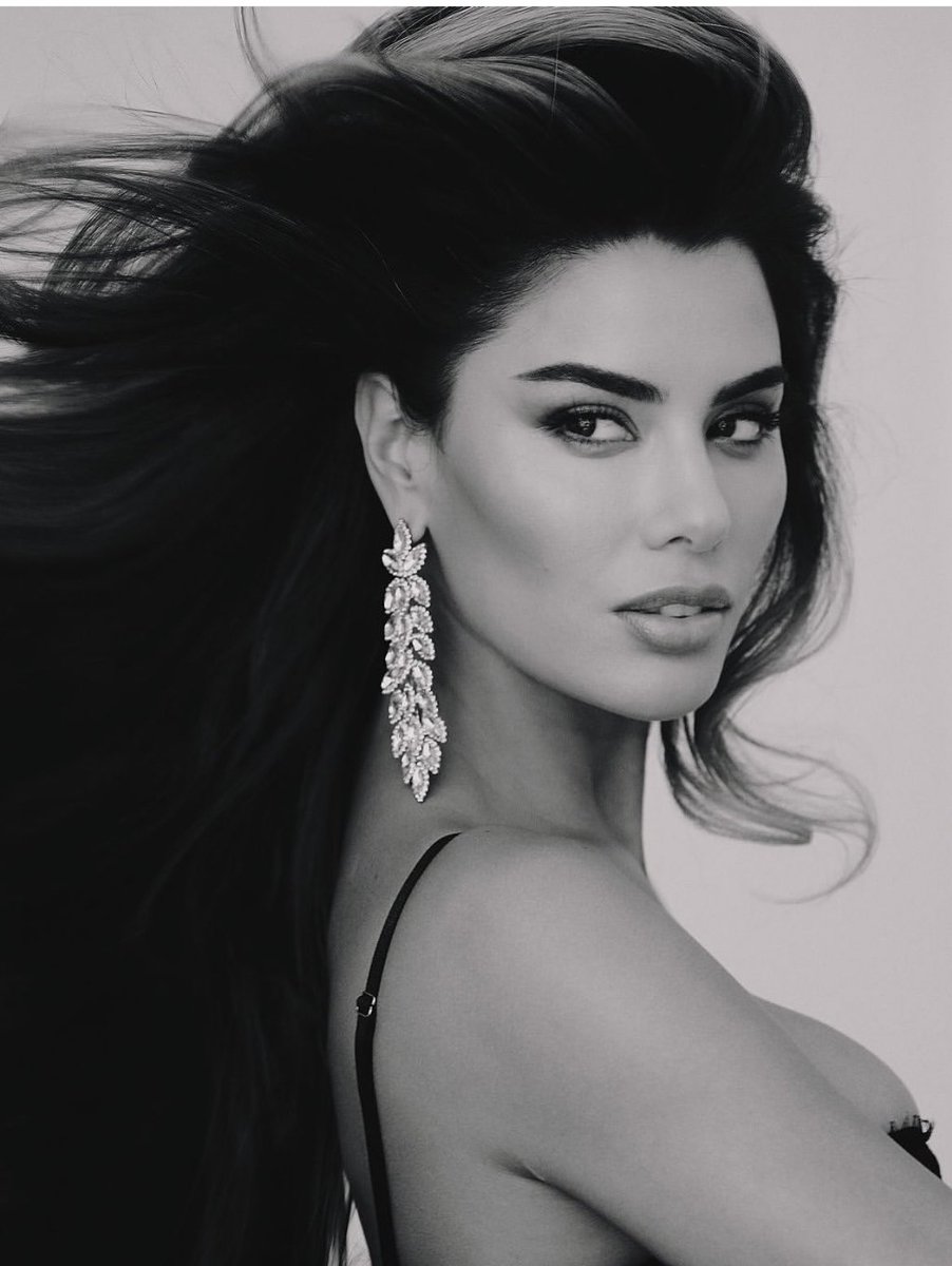 https1uis's tweet photo. Ariadna Gutiérrez ⋆˙⟡ https://t.co/zMSuYwzVSs