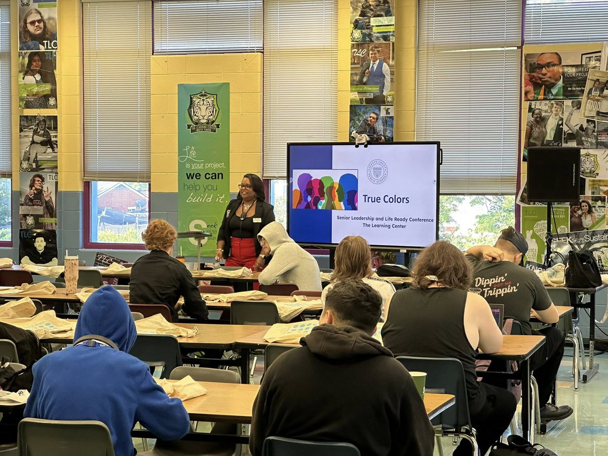 TLCWhiteTiger's tweet photo. Yesterday we had our first annual TLC senior conference! Our students learned all about FCPS Portrait of a Graduate and how to be a leader. Special thanks for Shamiah Booker, Dr. Soraya Matthews, and Bianca Cunningham for being our guest speakers. https://t.co/WFRPtclmyR