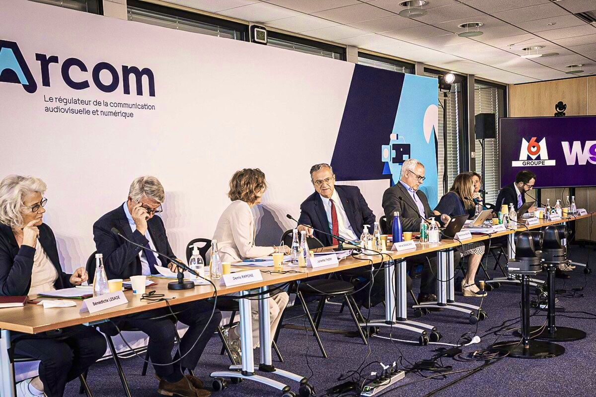 🛑 POURQUOI L’ARCOM N’A RIEN FAIT POUR SAUVER JEAN PORMANOVE ?

"Elle a le pouvoir de saisir la justice pour bloquer ou interdire des plateformes.

L’instance aurait dû prendre des mesures en attendant d’être en lien avec un dirigeant, chose qu'elle n'a jamais faite." (Europe 1)