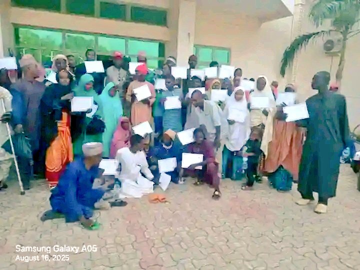 d_chigari's tweet photo. Thrilled to have it completed;  mobilized and coordinated successfully Empower over 300PWDs in Giwa LGA of Kaduna State Nigeria. 
Millions of thanks to our Sponsors, partiners and our Community Mobilization Volunteers. Yes togather we can Do More, tested surely. https://t.co/ZaeGVr8f95