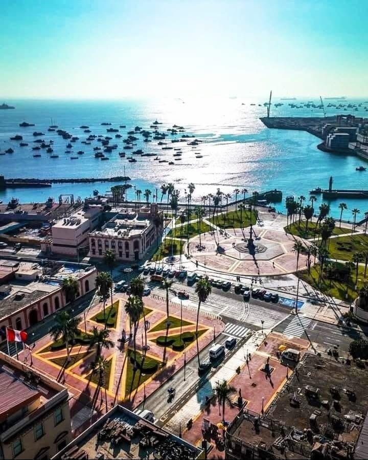 STigmaProd's tweet photo. Callao is never forgotten because it feels like the hood! ⚓
Between sea, history, flavor and streets, its beaches always leave a mark. 🌊
Happy Anniversary to the port that never forgets its essence!
#Callao #PeruvianPride #MyHood #LivingHistory https://t.co/FtINoQTHS5