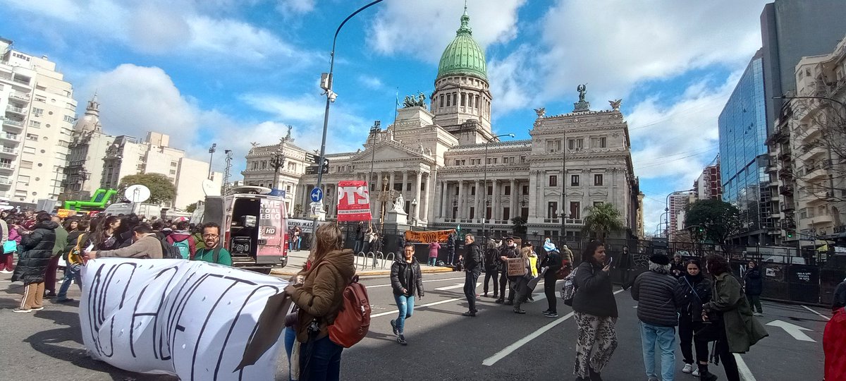 rubenronal82's tweet photo. Hoy arrancamos la jornada en el congreso. 
NO AL VETO EN DISCAPACIDAD Y JUBILACIONES! https://t.co/0ubnsoQD0b