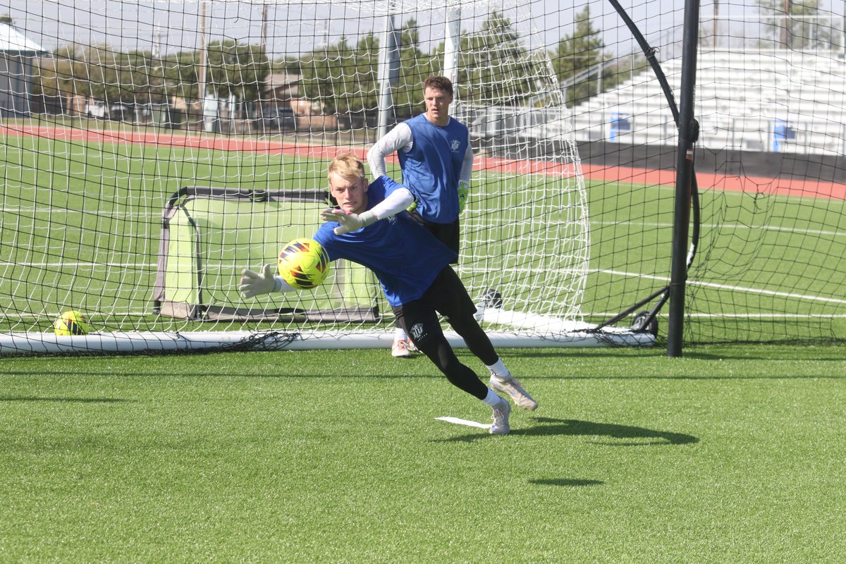 LCUMensSoccer's tweet photo. Beautiful morning for training ☀️ https://t.co/A9x2rmpMOO
