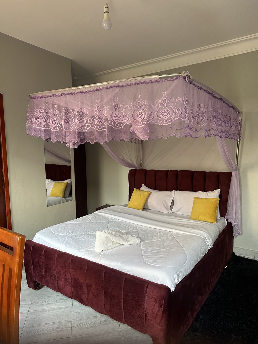 Sir, what place in jinja did you stay at because this is what a 40k lodge in jinja looks like.