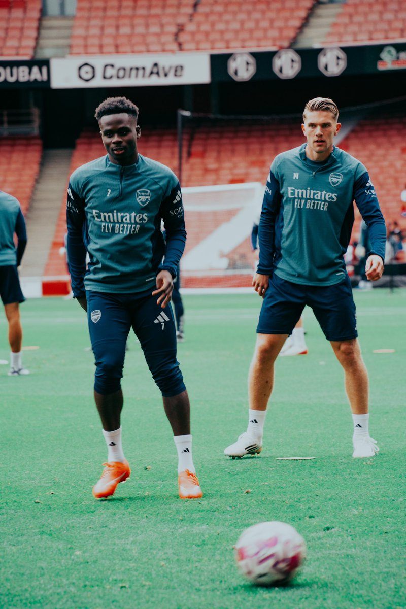 Arsenal Open Training Session

📷: tknbyt
