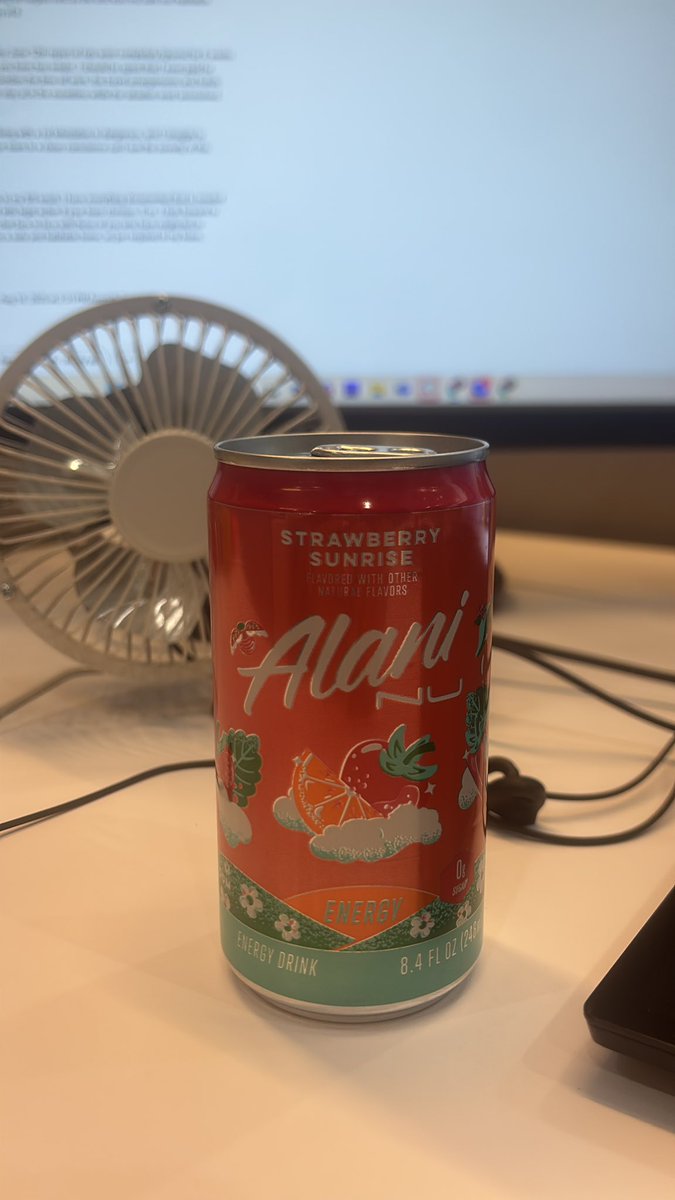 AsenathDuron's tweet photo. @AlaniNutrition Heck yeahhh 👏🏼👏🏼🍓✨✨ deserve one everyday hehe 🤭 https://t.co/HYNSsTUAZs