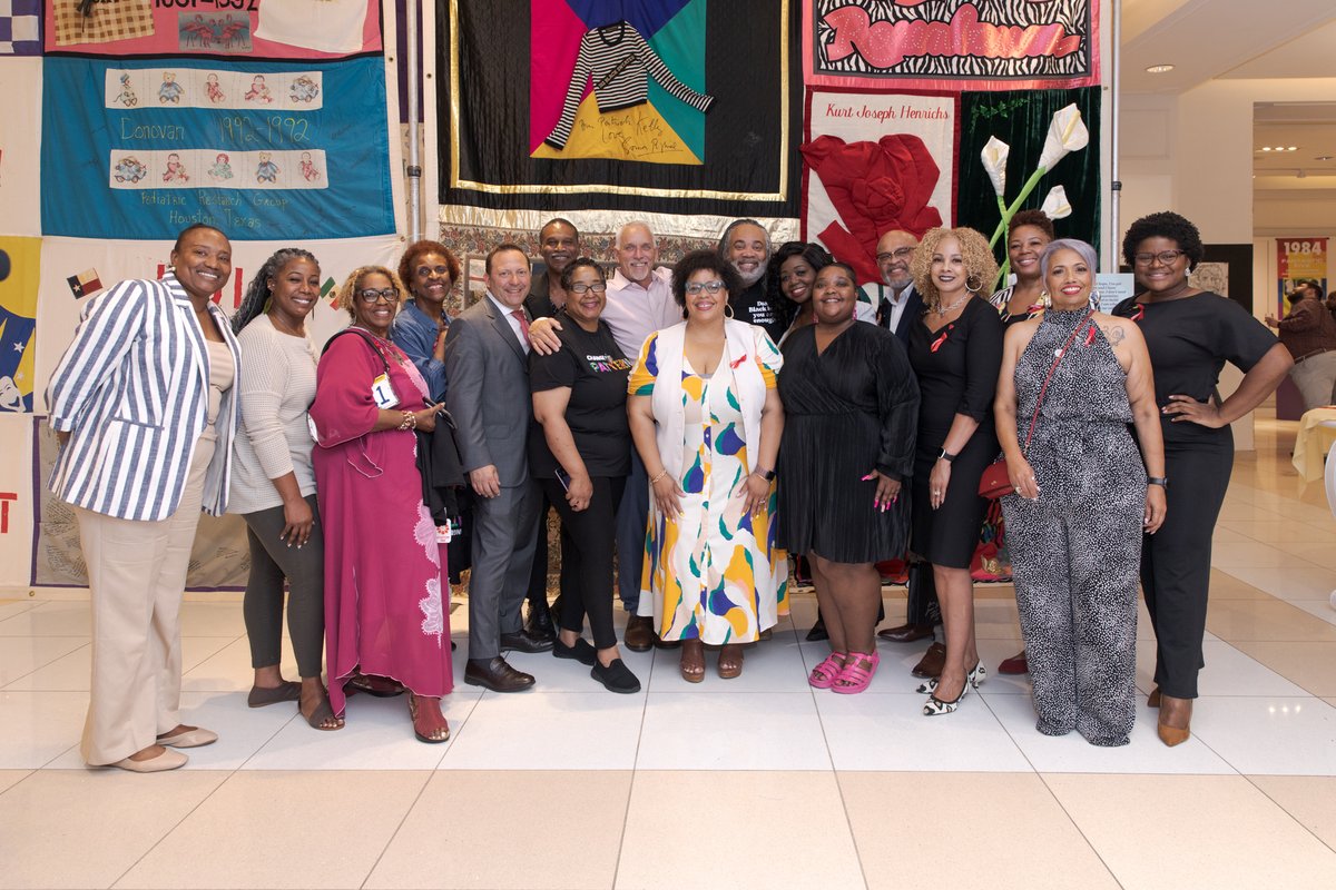aids_memorial's tweet photo. Southern HIV/AIDS Awareness Day is a day to raise awareness and address the impact of HIV on people living in the Southern US.
When we destigmatize HIV prevention, care, and treatment, we can help #ChangeThePattern of HIV statistics in the South. @SouthernAIDSCo @GileadSciences https://t.co/KpfpJWy6x5