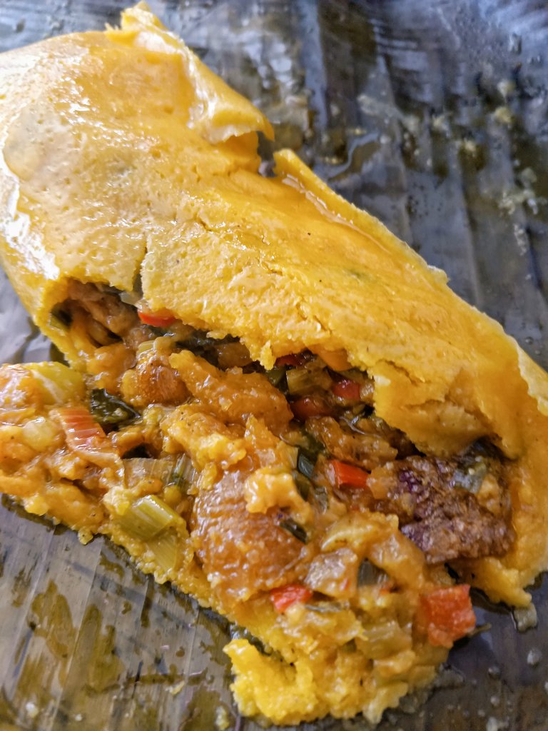 evevasquez77's tweet photo. No es por nada pero que cosa tan buena 🤪🐽😊. Pide tus Tunguitos de #Chicharrondecochino o #pollo o #Carnemechada por solo  1.5$ cambio BCV , escríbeme o llama al ☎️04129905714 y coordinamos la entrega en #Caracas o #Altosnirandinos https://t.co/KU1TlrE0wd