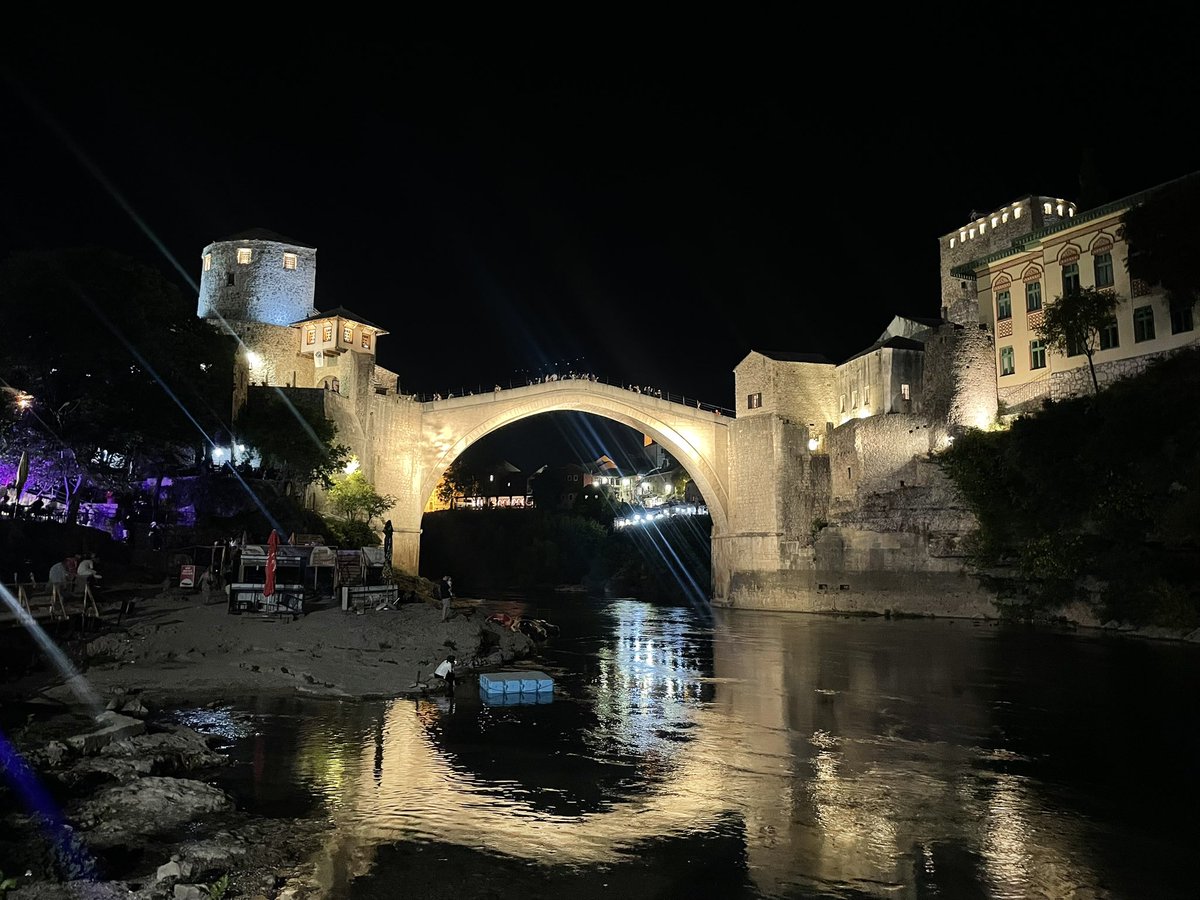 m_mcfearless's tweet photo. Acaba mi viaje a Bosnia y comparto una de las mejores fotos https://t.co/7xfAjjyv8P