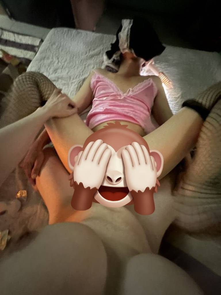 อยากลองฟิวแบบนี้จัง สาวสองสาวเสียบคนไหนสนใจ ทักมาได้นะ คงจะตื่นเต้นดี #ภูเก็ตนัดเย็ด #ภูเก็ตในเมือง #ภูเก็ตนัดเจอ #ภูเก็ตนัดเสียว