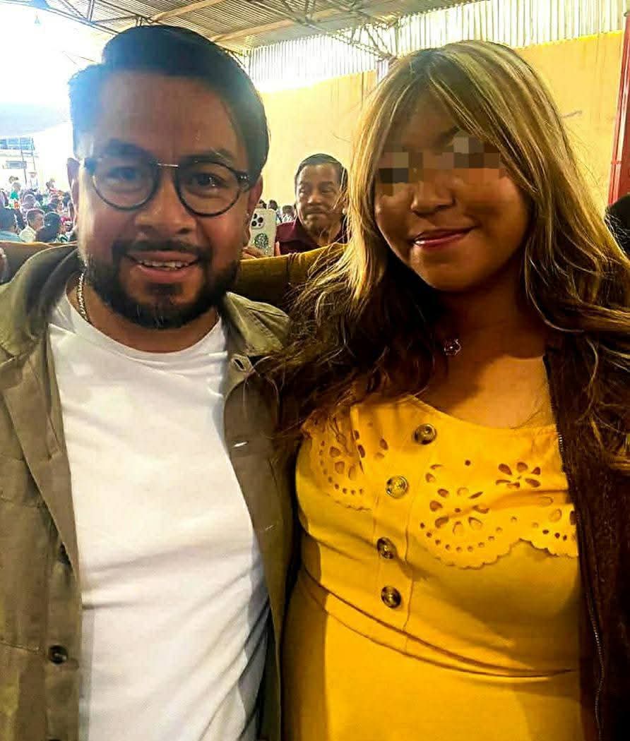 PuntoMedioEdo's tweet image. 🤦🏻‍♀️👎🏻🧔🏻 #Presentan otra #denuncia penal por discriminación #contra directiva del gobierno de Daniel Serrano Palacios, en Cuautitlán #Izcalli.

🤳🏻 Más información ⬇️
facebook.com/share/p/1CCkZZ…