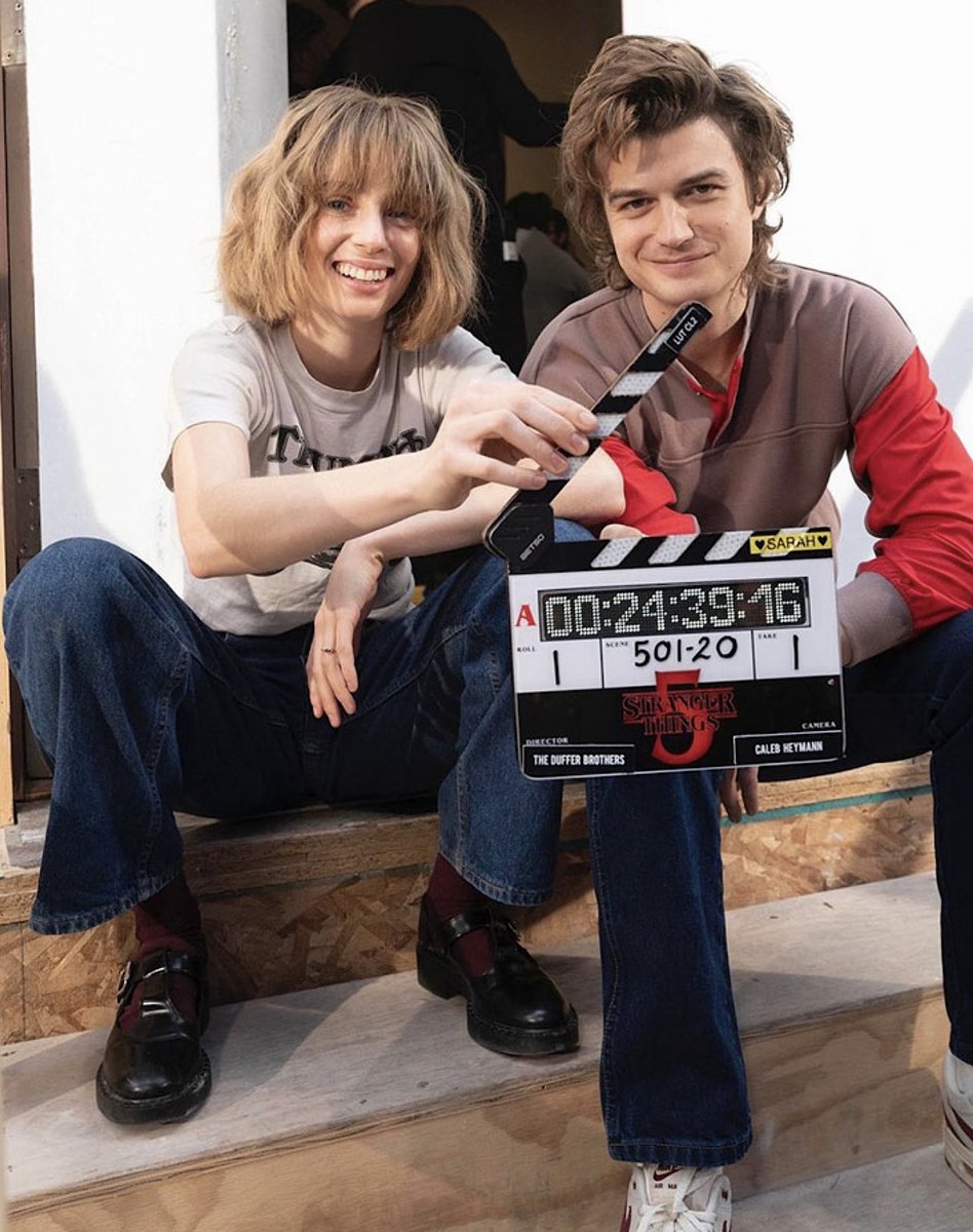 🍑🎬 <a href="/Stranger_Things/">sƃuᴉɥʇ ɹǝƃuɐɹʇs</a> 5 is just 14 weeks away from premiering 😱

For perspective: 

-Renewal announcement was 183 weeks ago

 -Filming wrapped 32 weeks ago 

-Release date announcement was 11 weeks ago 

-Latest teaser dropped 5 weeks ago

#Atlanta #Georgia #StrangerThings5