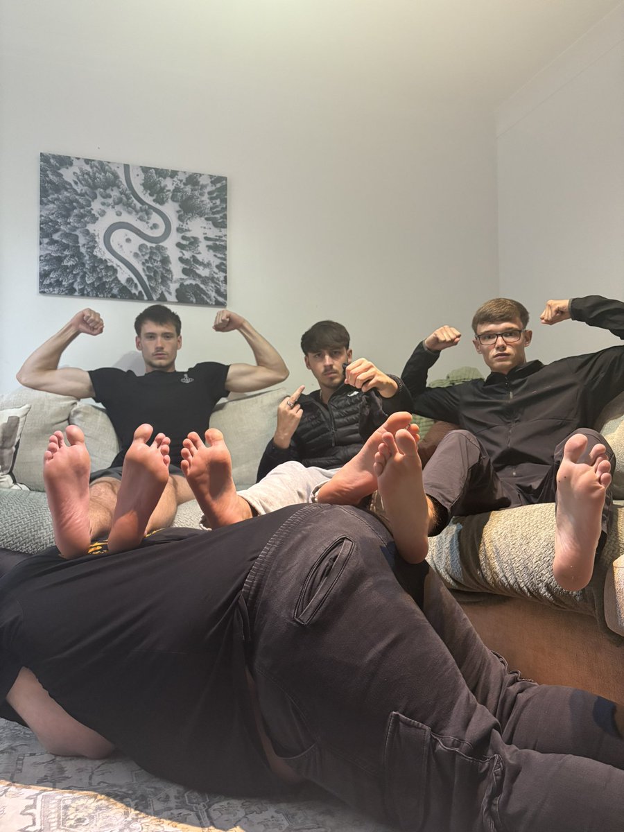 Cashmaster Cooper 💸 (@cashcooper_) on Twitter photo Look at me <a href="/MasterOwenRT/">KING OWEN🤴🏻</a> and <a href="/MasterDB_/">Master DB (Birthday 29th August)</a> Owning this pathetic weak sub, he loves being our footstool, who’s next 😈🦶🏼 Look at me <a href="/MasterOwenRT/">KING OWEN🤴🏻</a> and <a href="/MasterDB_/">Master DB (Birthday 29th August)</a> Owning this pathetic weak sub, he loves being our footstool, who’s next 😈🦶🏼