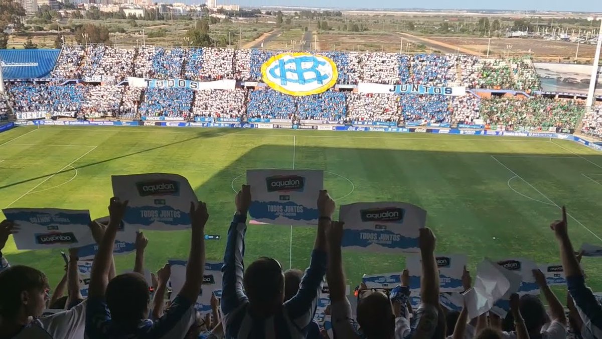 1️⃣0️⃣0️⃣0️⃣0️⃣ socios, cifra espectacular que acaba de anunciar el Recreativo de Huelva dentro de la 4° categoría del fútbol español.
Club histórico que disfrutaremos en 2°RFEF esta temporada, por historia,club y afición sabemos que nos abandonarán más pronto que tarde.😊

#2RFEF