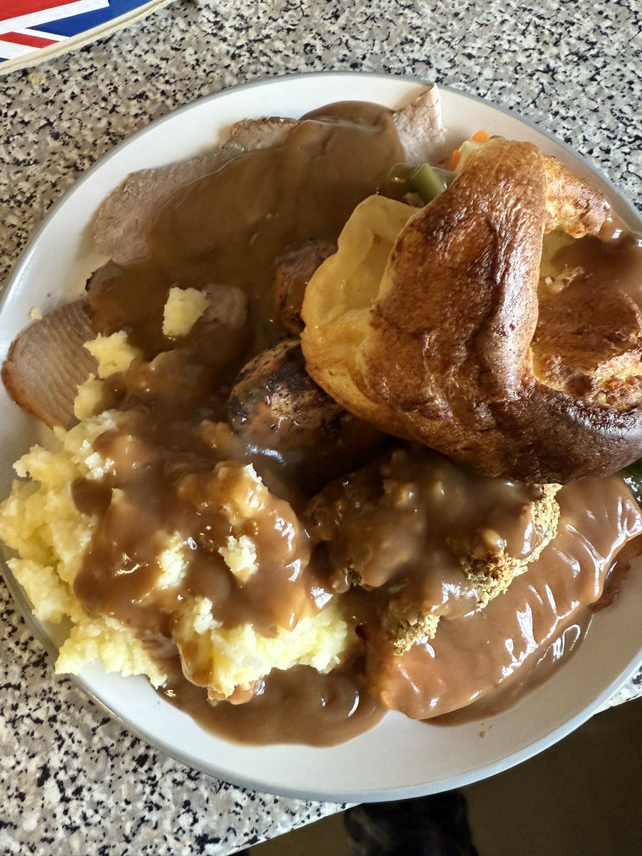 asho_1973's tweet photo. Get in my belly #midweekroast https://t.co/Rqi0Rk1Sar