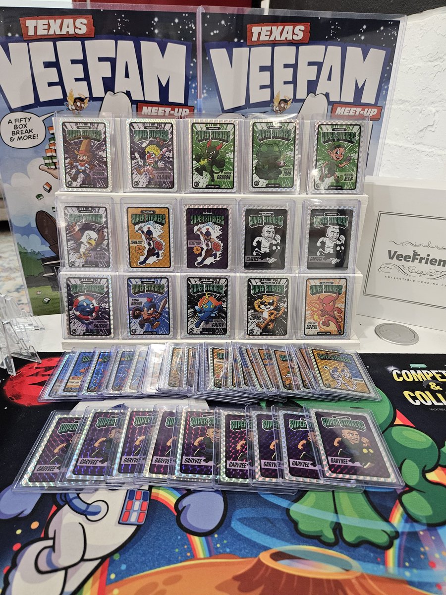 Live in 10 min for a manga sticker singles show! Come by and hang and tell me your favorite flavor of jelly bean!