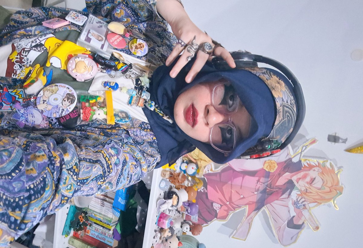 ★💬🦈🍴⛸️📠🗑🖇 tweet media