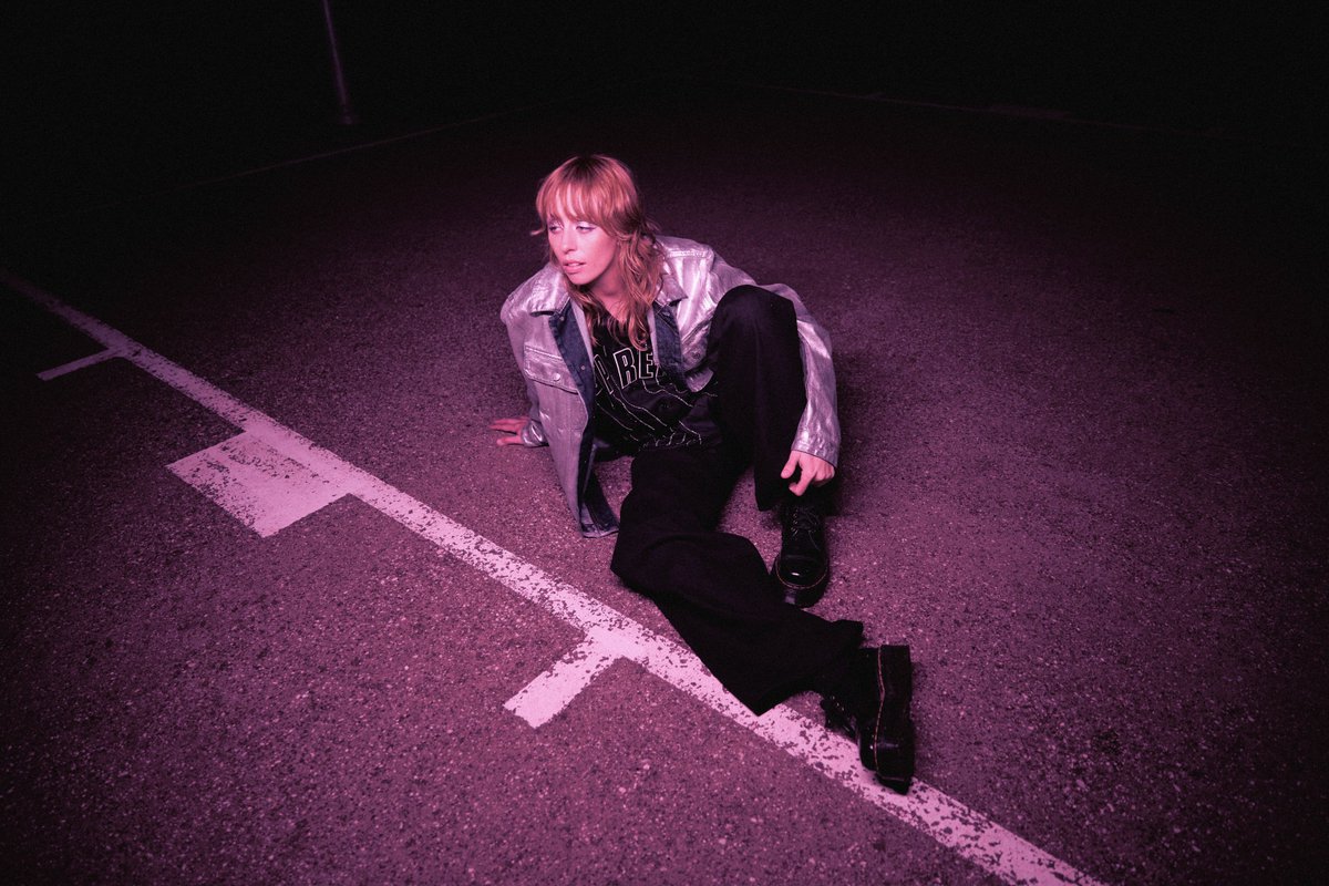 Låpsley tweet media