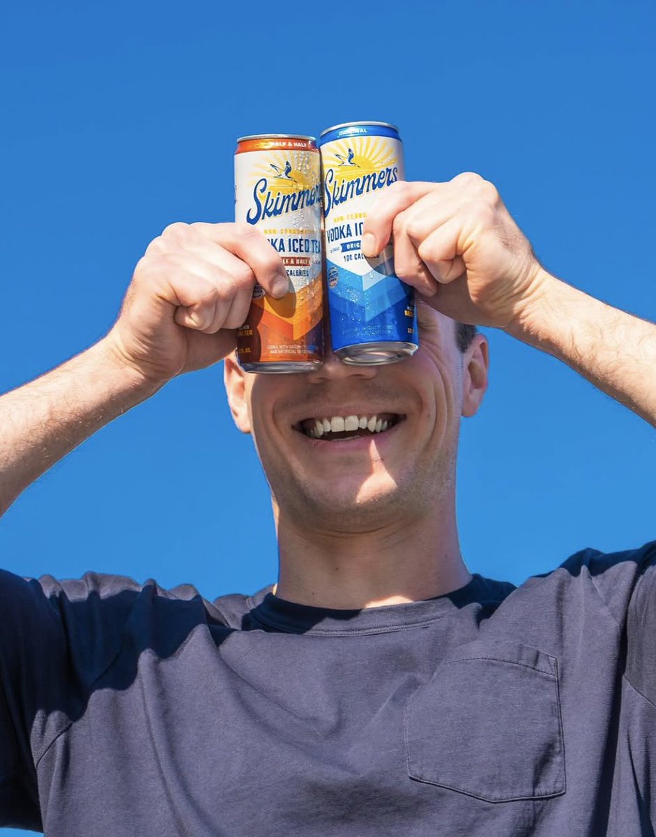 Skimmers Vodka Iced Tea: a clean, refreshing taste that’s ready whenever you are.

#rochestermn #semn #rochmn #schottdistributing #drinkresponsibly #medcity #skimmers #skimmersicedtea #skimmersvodkaicedtea