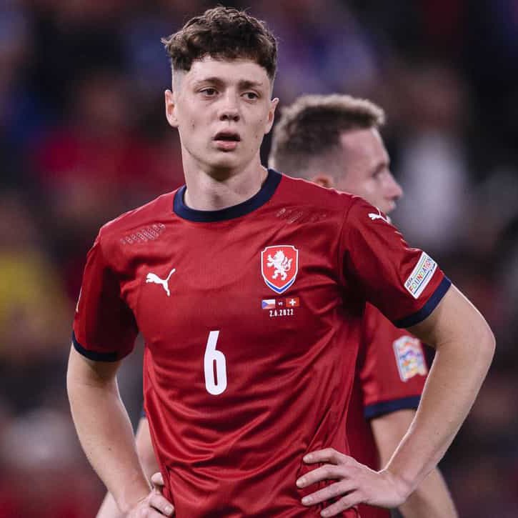 Talking Wolves (@talkingwolves) on Twitter photo 🚨 #Wolves have reportedly opened negotiations for Girona defender Ladislav Krejčí (26). 🇨🇿
It’s said the Spanish club are currently holding out for the player’s release clause of around €30M.
📰 <a href="/lesportiuCAT/">L'Esportiu de Catalunya</a> | #WWFC 🚨 #Wolves have reportedly opened negotiations for Girona defender Ladislav Krejčí (26). 🇨🇿
It’s said the Spanish club are currently holding out for the player’s release clause of around €30M.
📰 <a href="/lesportiuCAT/">L'Esportiu de Catalunya</a> | #WWFC