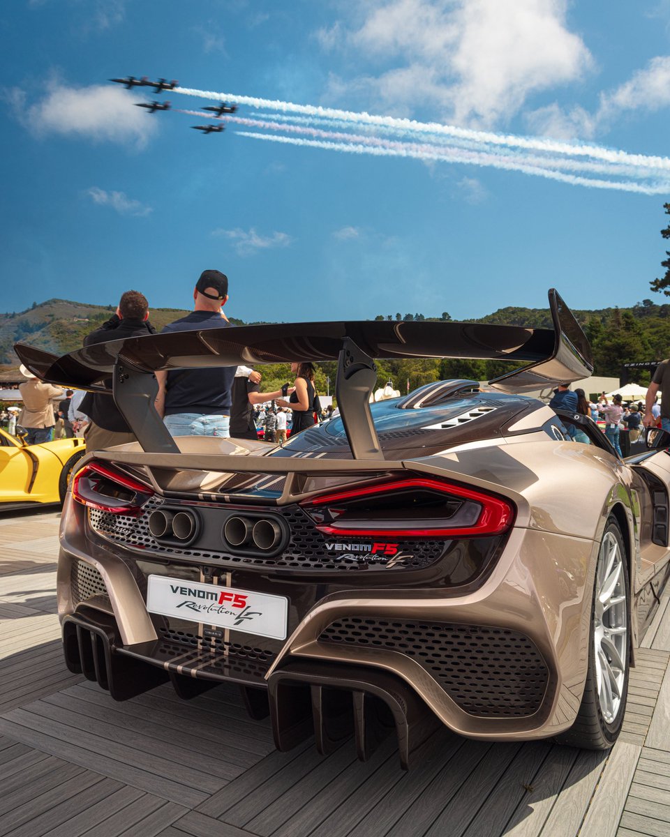 HennesseyPerf's tweet photo. The setting was loud. 
The statement was louder. 🇺🇸

Discover the gated-manual, 2,031 horsepower Venom F5 Revolution LF Edition online at https://t.co/p7KNZRZwVy

#SavetheManuals #VenomF5 #HennesseyPerformance #F5 #Hypercar #TheQuail #MontereyCarWeek #CarWeek #Pennzoil #USA @Pennzoil