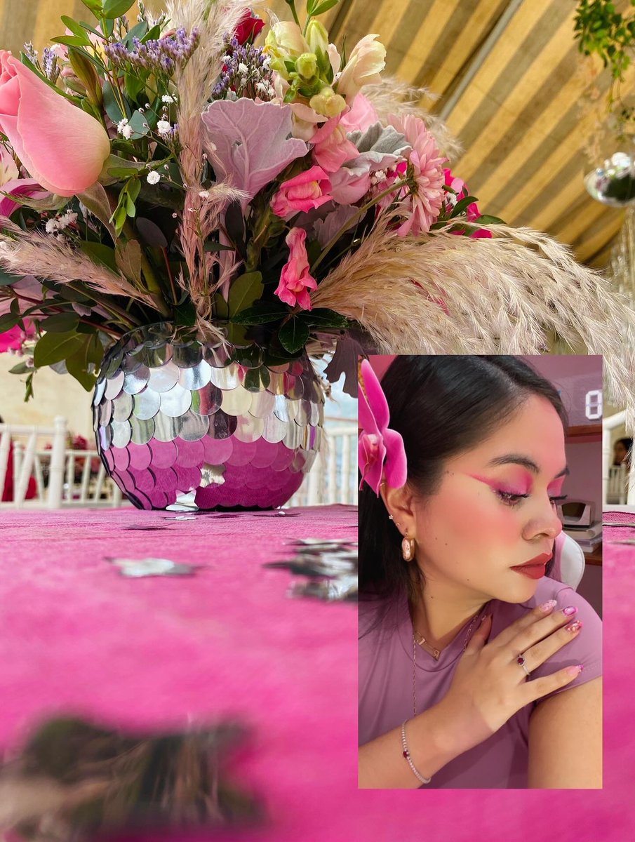 ItsKarlaRV's tweet photo. Mi noviecito me hizo una fiestota sorpresa 🥹🪩🎀✨ 3 meses planeándola para sorprenderme, sin duda soy la más afortunada por tenerlo en mi vida 🥹🦷❤️ https://t.co/KNpRsM4KUx