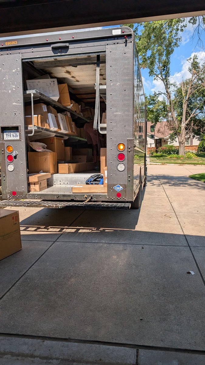 oppdenergyguy's tweet photo. 400+ solar ovens and 200 wind energy supplies. Classes start on September 3rd. Almost time! 🧡⚡ https://t.co/BovLBy7eCK https://t.co/XCUzLKkHmp