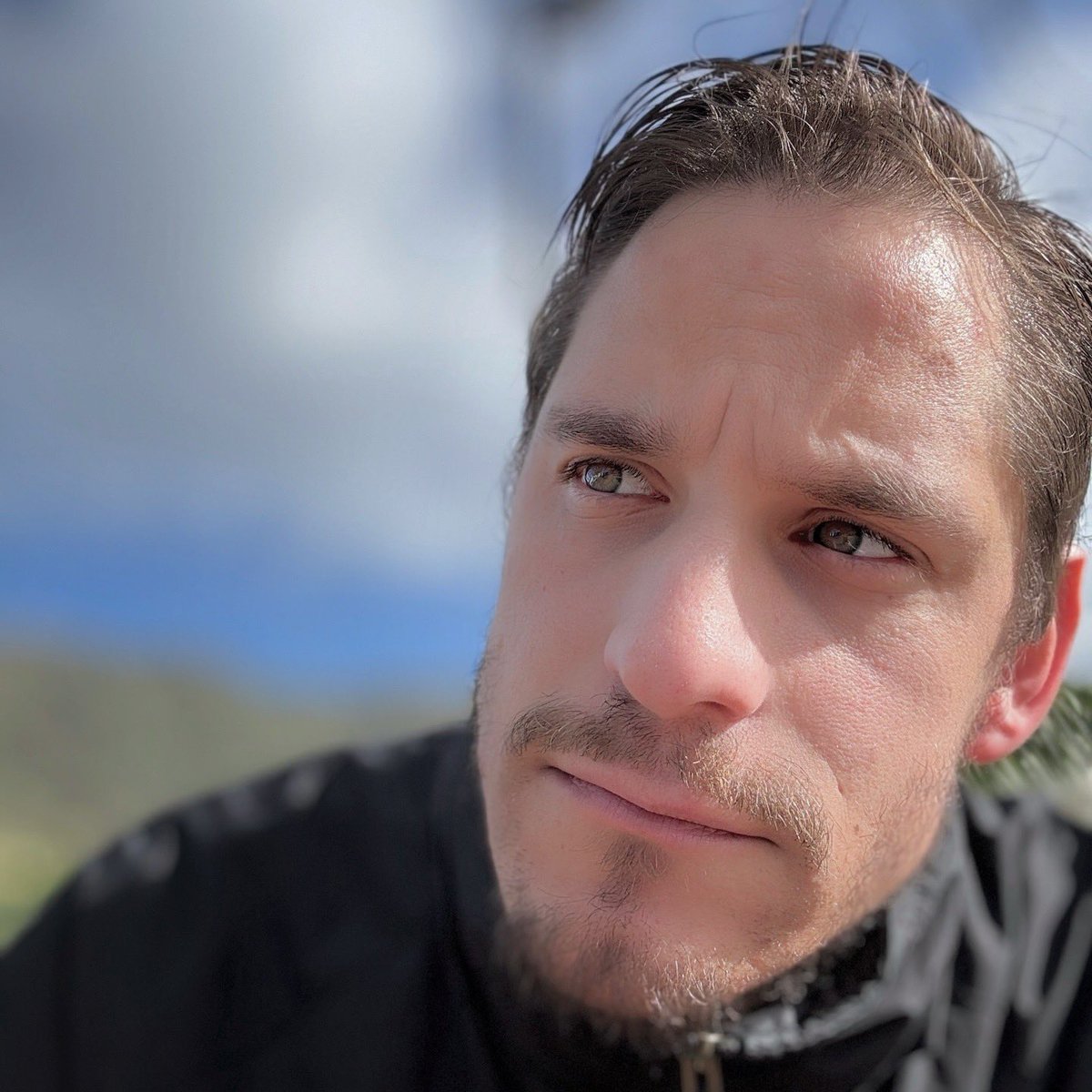 Radu López tweet media