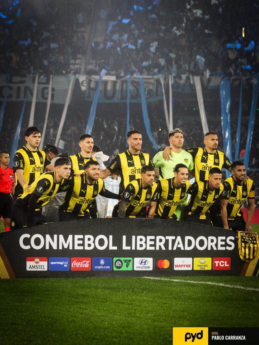 Fueron dos semanas cubriendo a Peñarol y me recibieron como si fuera uno de ustedes. Gracias a cada uno que me escribió valorando mi laburo y nos vemos la próxima 🫡🟡⚫️📸⚽️👕.