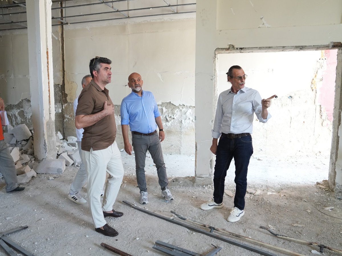 🌿 İlçemizin parklarını, bahçelerini ve kültür merkezlerini hemşehrilerimizin ihtiyaçlarına uygun, modern ve estetik bir görünüme kavuşturmak için çalışmalarımızı aralıksız sürdürüyoruz.