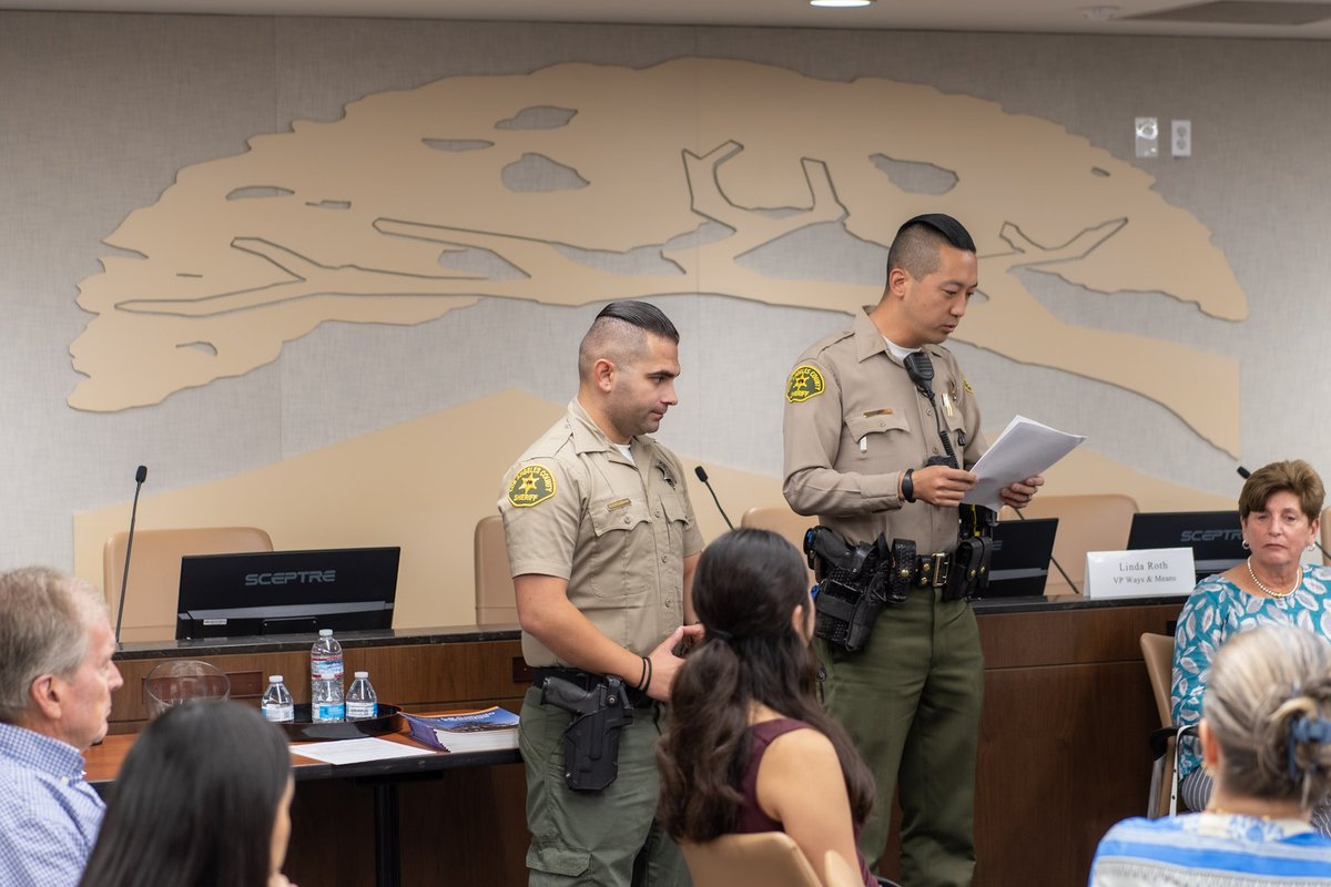 LASD CrescentaValley (@cvlasd) on Twitter photo This morning, our Special Assignment Deputies attended the La Cañada Flintridge Chamber of Commerce meeting to present crime stats & support the community. We also introduced Deputy Aleksanyan as the <a href="/TheCityofLCF/">La Cañada Flintridge</a> new Special Assignment Deputy.
#CVStation #CommunityFirst #LASD This morning, our Special Assignment Deputies attended the La Cañada Flintridge Chamber of Commerce meeting to present crime stats & support the community. We also introduced Deputy Aleksanyan as the <a href="/TheCityofLCF/">La Cañada Flintridge</a> new Special Assignment Deputy.
#CVStation #CommunityFirst #LASD