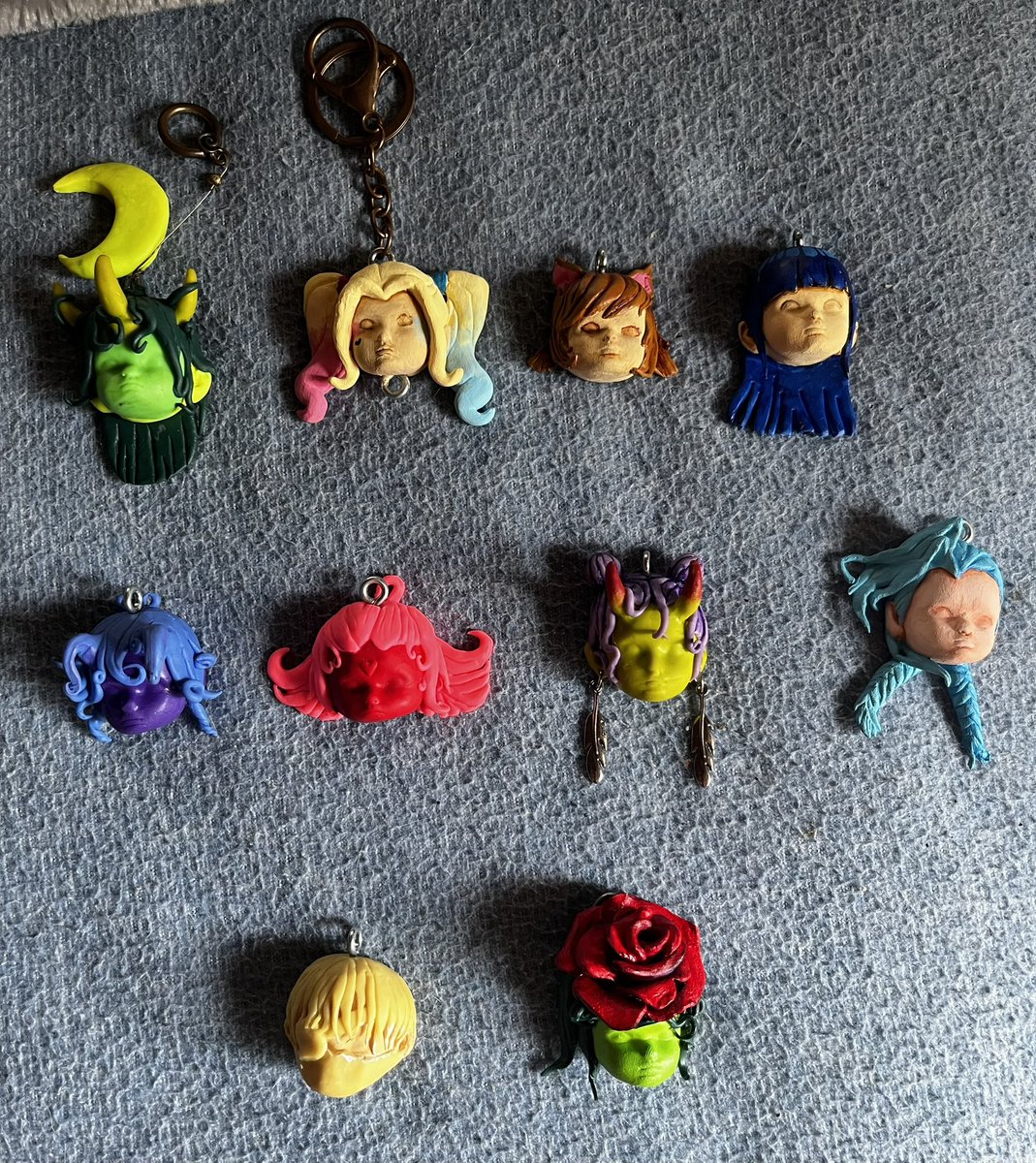 DemaciasLuxxy's tweet image. Some art I’ve done recently 😌 Do you know any of them? 

First one is thanks to come League Of Legends nerd I met years ago, you know who you are 👀

#HollowKnight #PansLabrynth #Pokemon #Art