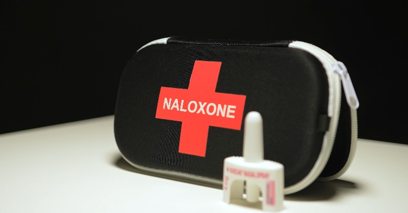PFEW_HQ's tweet photo. #POLICEMag examines the use of Naloxone in forces.
As more forces roll out naloxone, PFEW warns officers must be fully trained, protected & supported.
Simon Kempton: “We don’t oppose its use, but no officer should face risk without the right framework in place.”
Read more👇