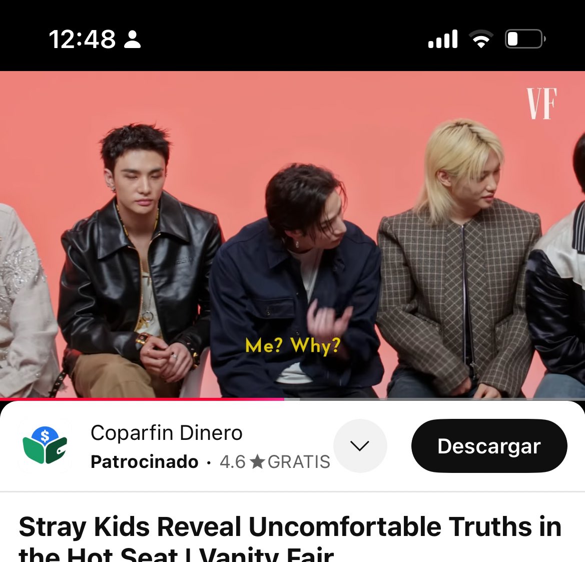 Lee Know apenas y tuvo dos segundos. 
¿QUE VERGA?