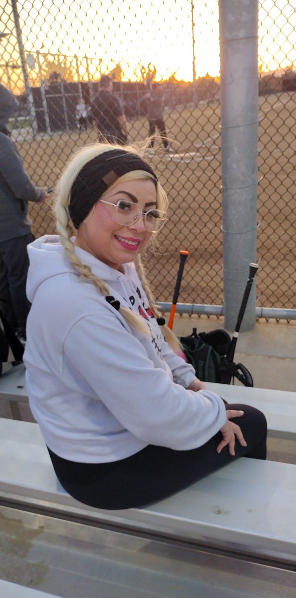 Go check it my granddaughter Ellie Woods! 
playboy.com/app/elliewoods…