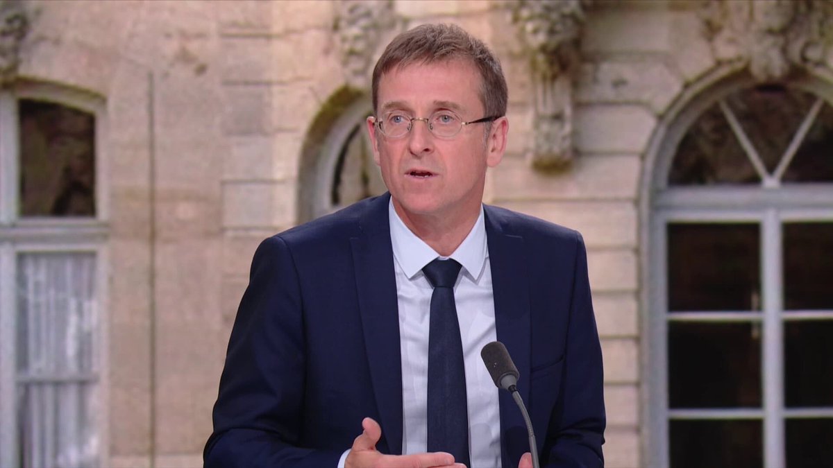 "À un moment, il faut dire stop": le préfet du Val d'Oise porte plainte contre un député LFI pour qui "la police tue partout"
l.bfmtv.com/ZzWT