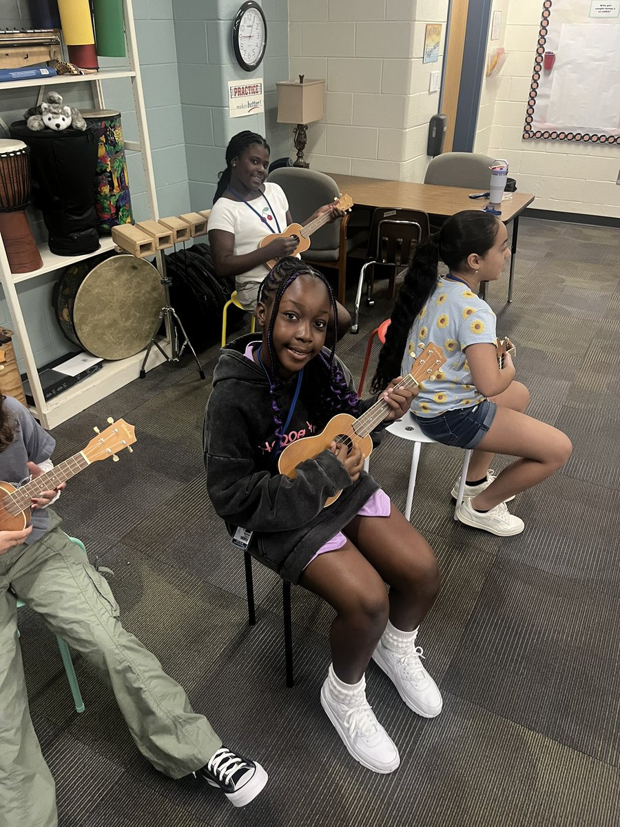 Ms. Rooney tweet media