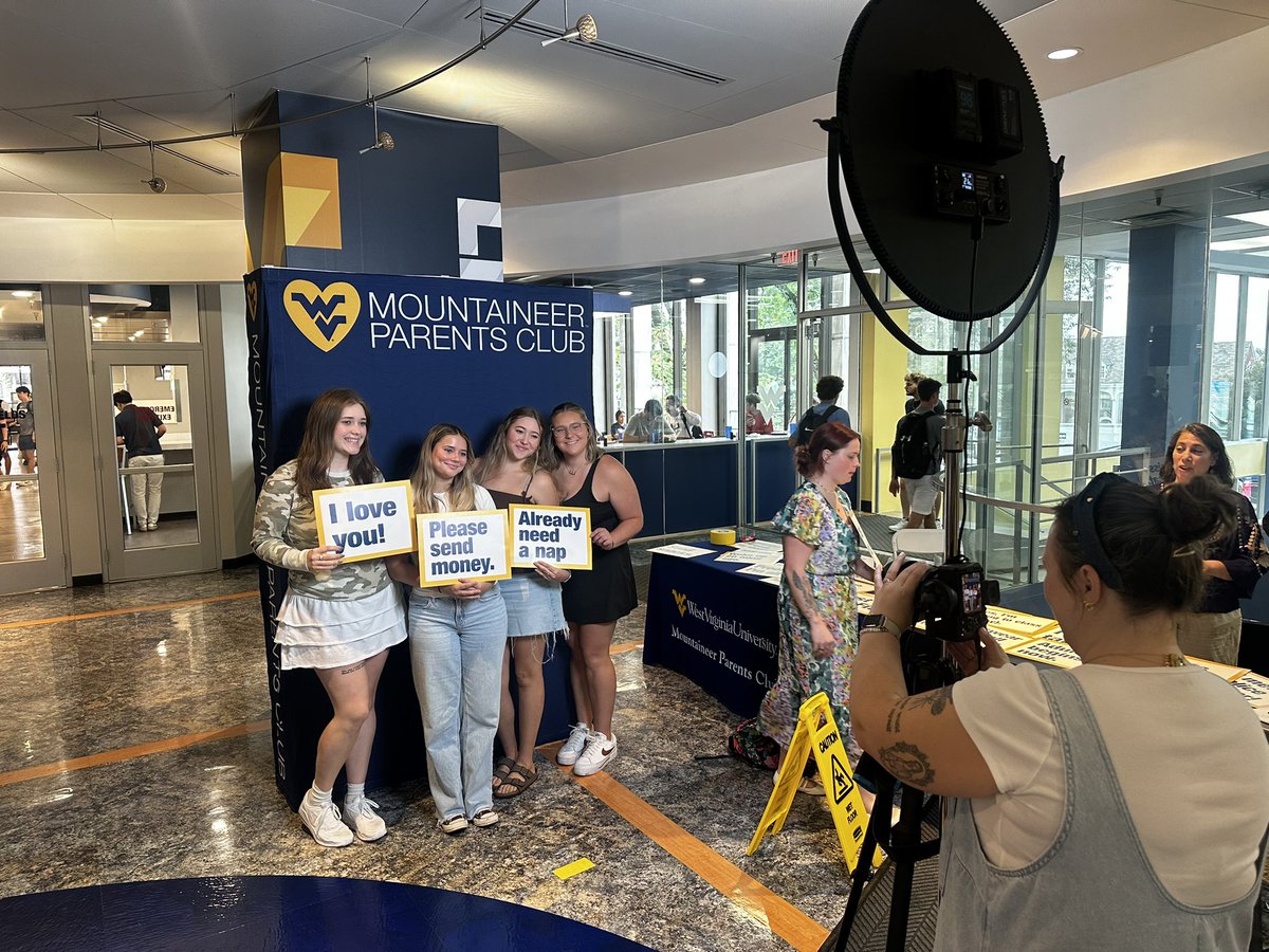 michaeltbenson's tweet photo. Fantastic 1st day of classes vibe on @WestVirginiaU campus with lots of energy, photos, office visits with students, and tons of smiles. https://t.co/PSxKAGPCWa