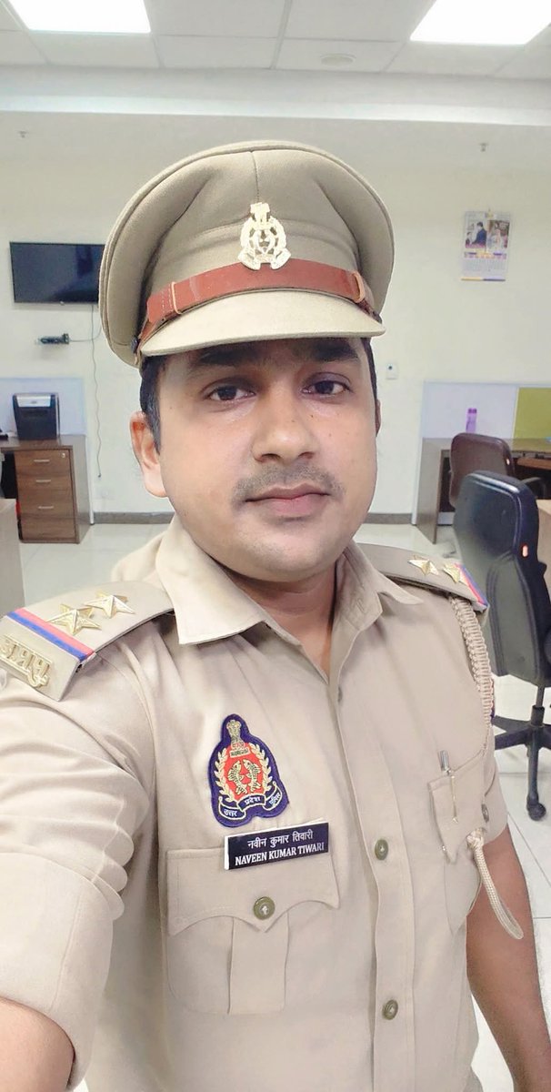 ज़िंदगी खुद की है,
उम्मीद भी ख़ुद से ही रखिए।