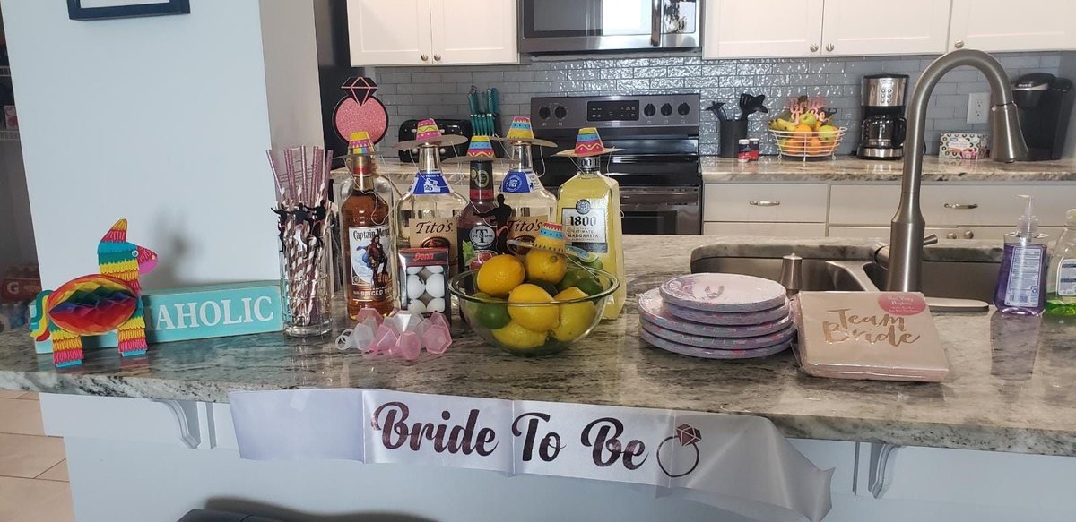 CiergeCondo's tweet photo. From birthdays to anniversary celebrations to bridal showers, we can make your vision become a reality! https://t.co/7dc93u3KIS #condo #rental #condorental #beach #beachrental #panamacity #panamacitybeach #gulfcoast #30a #destin #panhandle #vacation #vacationrental #fun https://t.co/zj9rN7MZUx