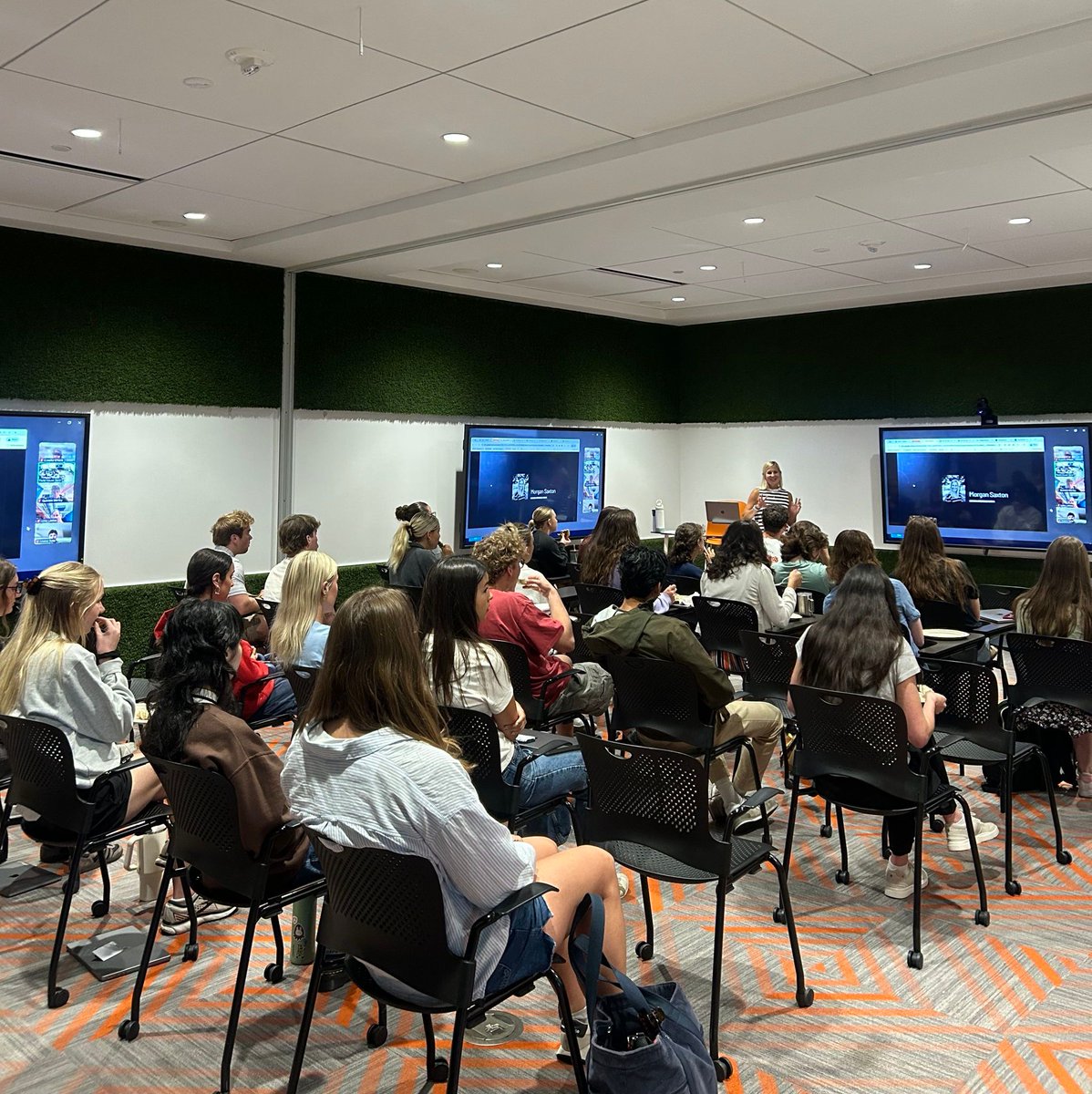 LifeAtHudl tweet media