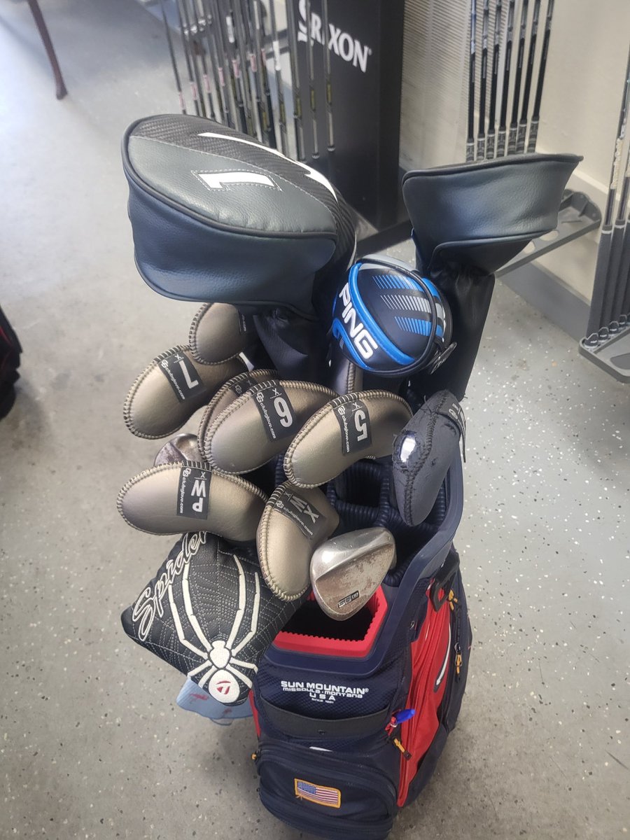 soda_ray's tweet photo. Coach Headcover wins your #ScrubOfTheWeek. He’s a complete No-Show and had someone else drop off all his headcovers for a regrip.

14/14 covers

From the looks of it, Troy still has his 4 iron cover too! 

In person, COLD HARD CASH, as your payment, Coach. 

#GiveMeYourQuarters https://t.co/wpJHHpWa5a